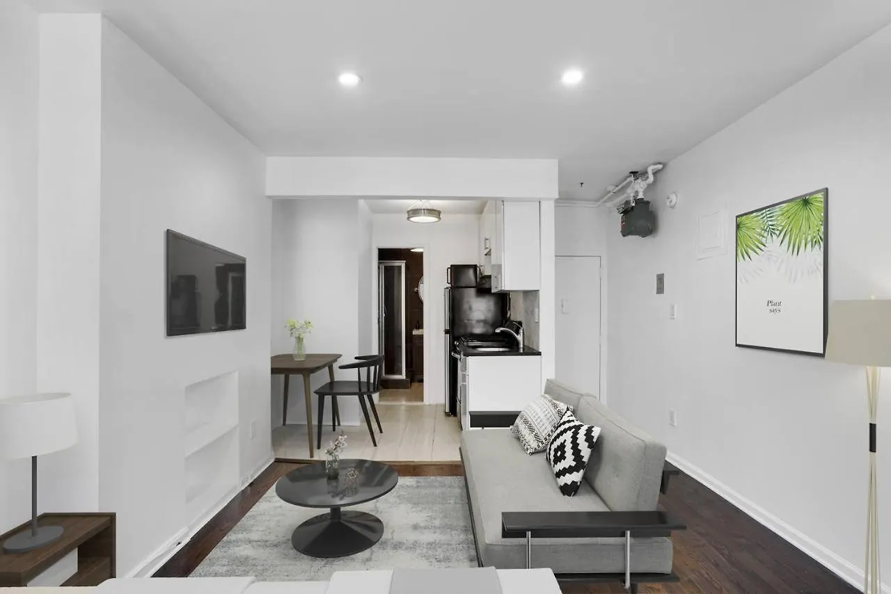 Apartment 407: East Village New York