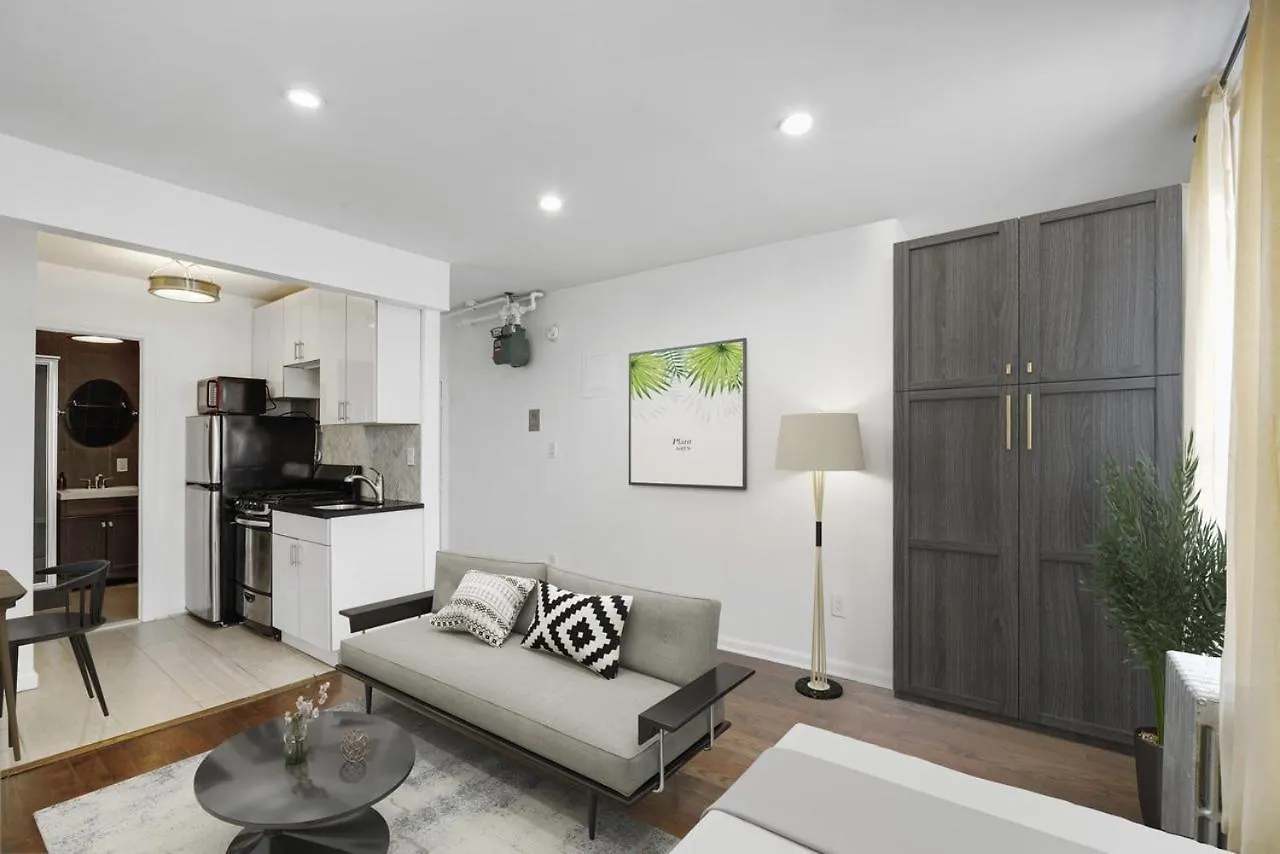 Apartment 407: East Village New York